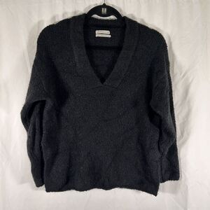 Urban Outfitter Sweater Women's XS Black Vneck Long Sleeve Slit Sides Pullover